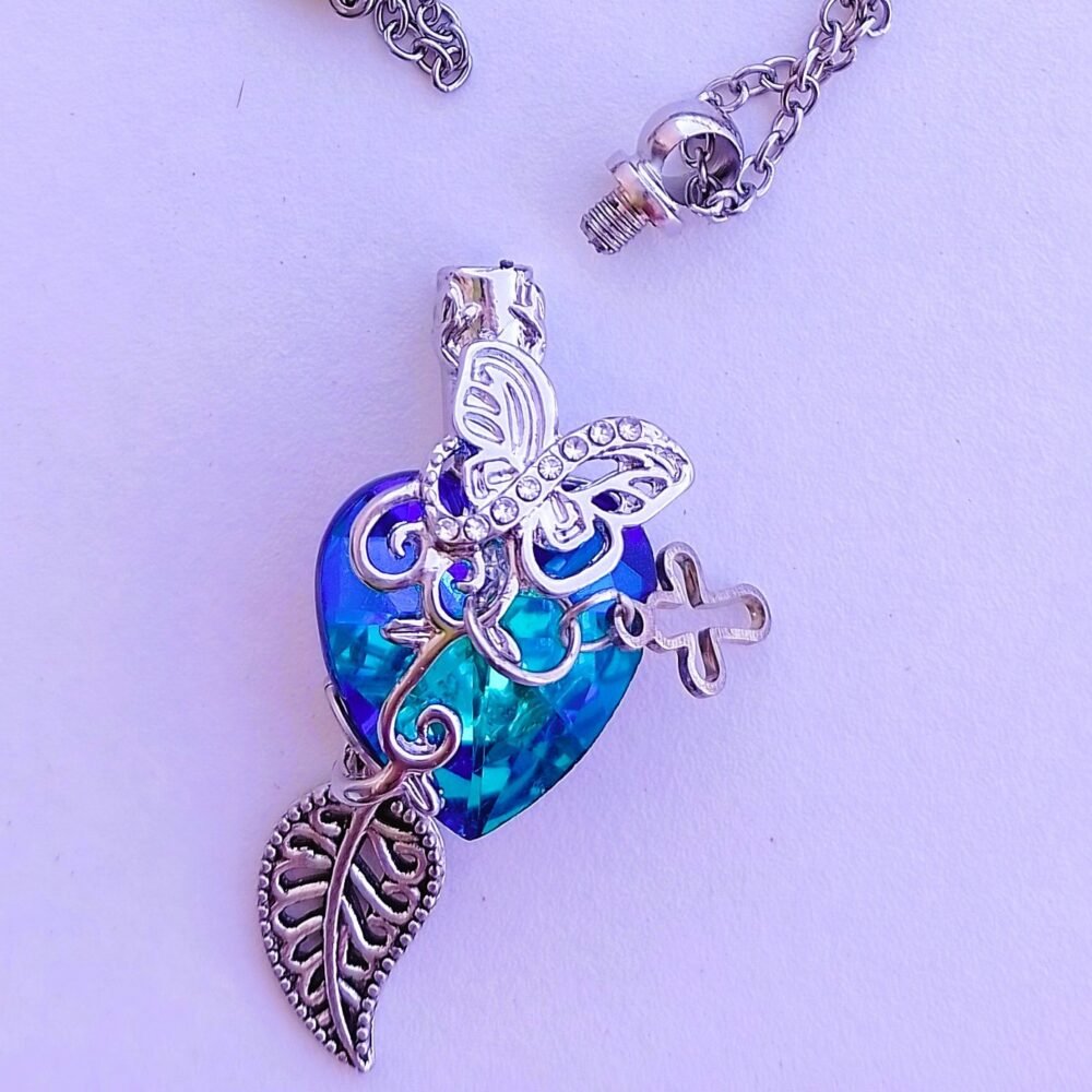 Dije Relicario "Esencia de Amor" – Contenedor de Cenizas en Cristal y Metal - Imagen 4